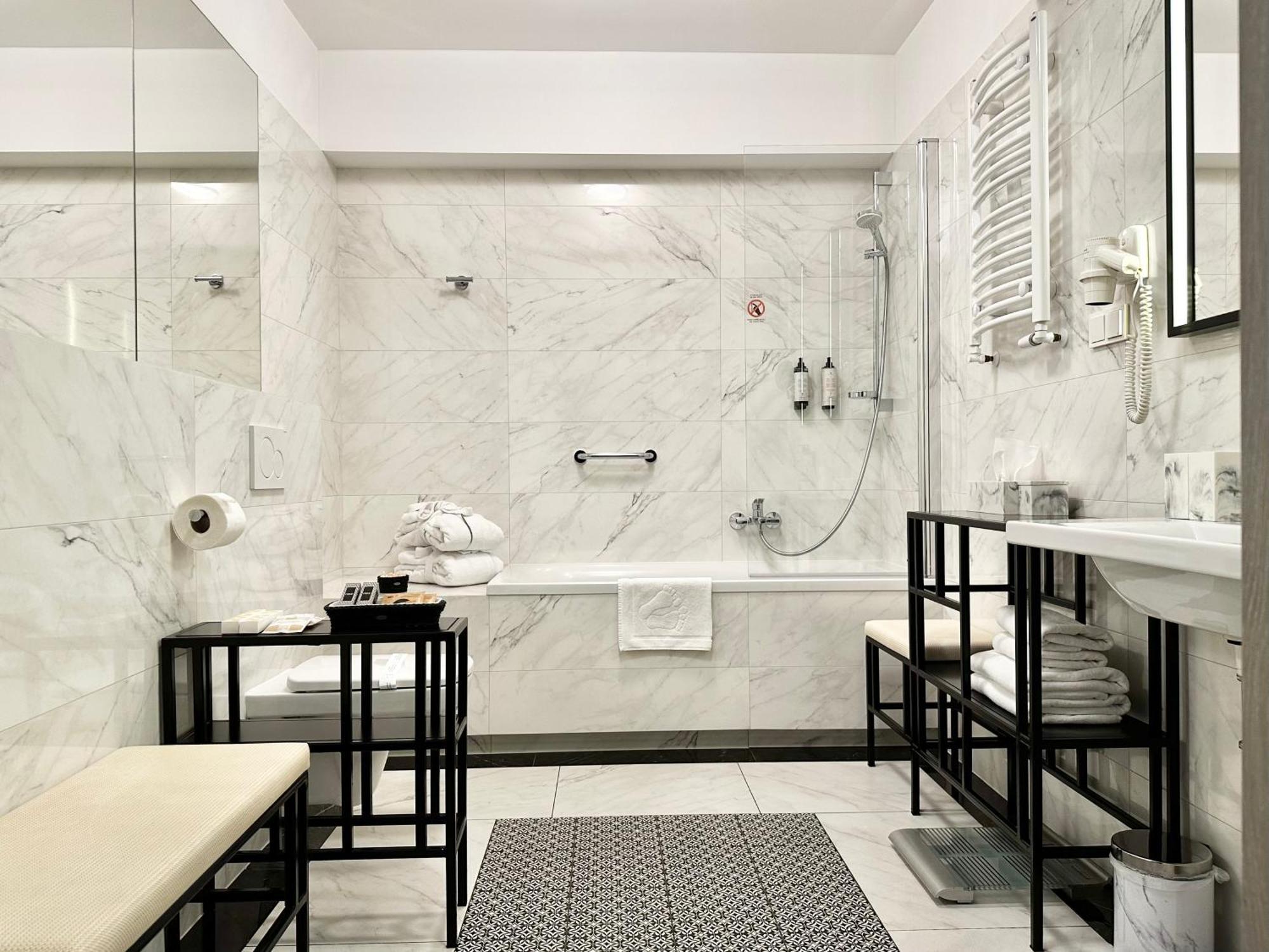 Amber Design Residence クラクフ エクステリア 写真